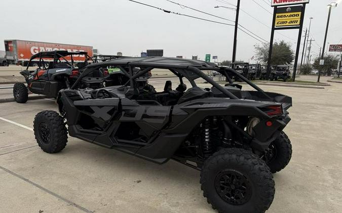 2026 Can-Am® Maverick X3 MAX X ds Turbo RR Triple Black_7.6 in.