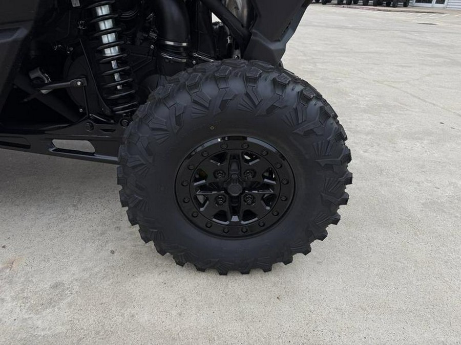 2026 Can-Am® Maverick X3 MAX X ds Turbo RR Triple Black_7.6 in.