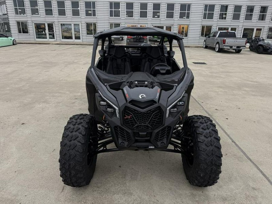 2026 Can-Am® Maverick X3 MAX X ds Turbo RR Triple Black_7.6 in.