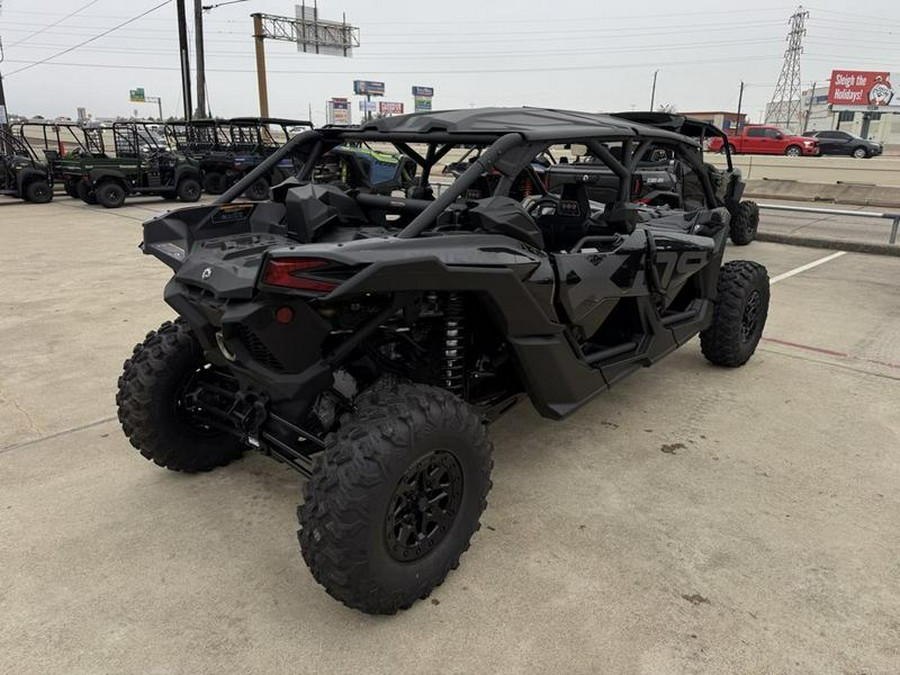 2026 Can-Am® Maverick X3 MAX X ds Turbo RR Triple Black_7.6 in.
