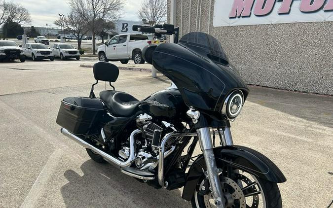2014 Harley-Davidson FLHXS - Street Glide Special