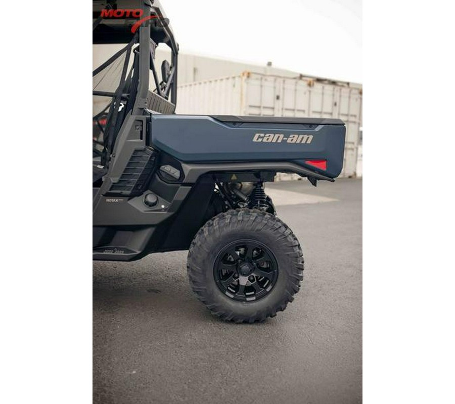 2026 Can-Am® Defender XT HD11