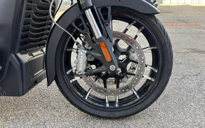 2024 Indian Motorcycle® Challenger® Dark Horse® w/PowerBand Audio Pkg Black Smoke