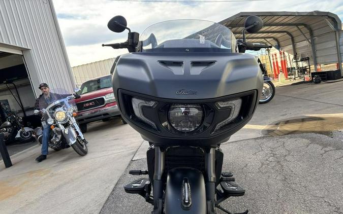 2024 Indian Motorcycle® Challenger® Dark Horse® w/PowerBand Audio Pkg Black Smoke