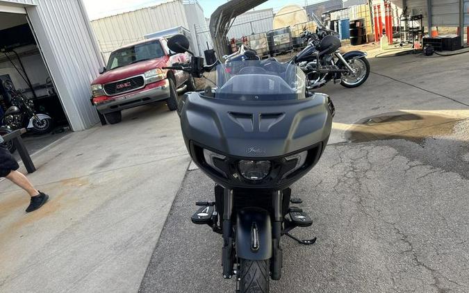 2024 Indian Motorcycle® Challenger® Dark Horse® w/PowerBand Audio Pkg Black Smoke