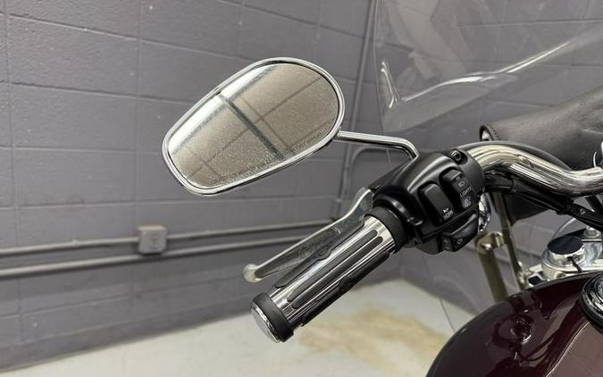 2006 Harley-Davidson® XL883C - Sportster® 883® Custom