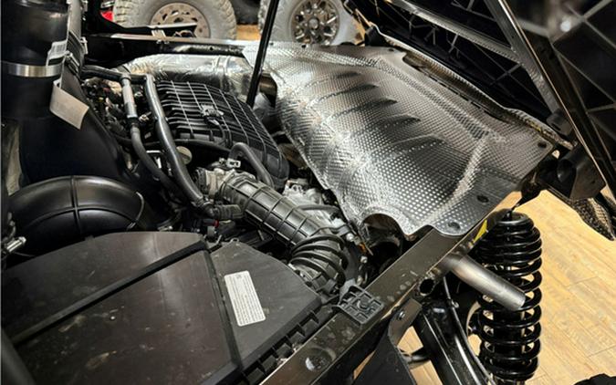 2026 Can-Am Defender MAX Limited HD11
