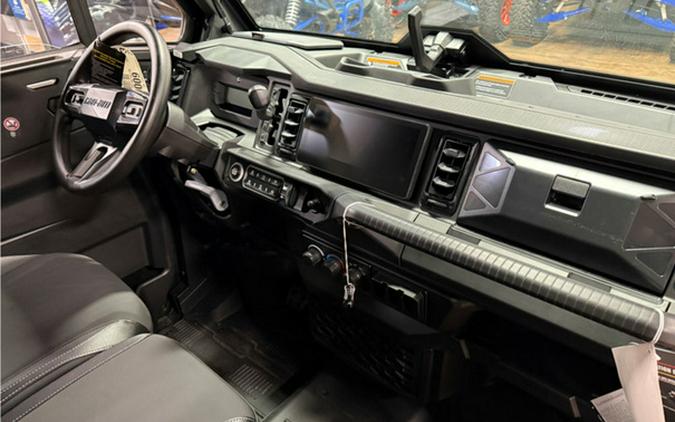 2026 Can-Am Defender MAX Limited HD11