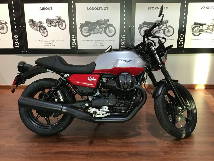 2024 Moto Guzzi V7 Stone Corsa