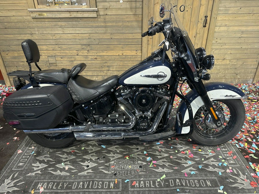 2019 Harley-Davidson Softail FLHC - Heritage Classic