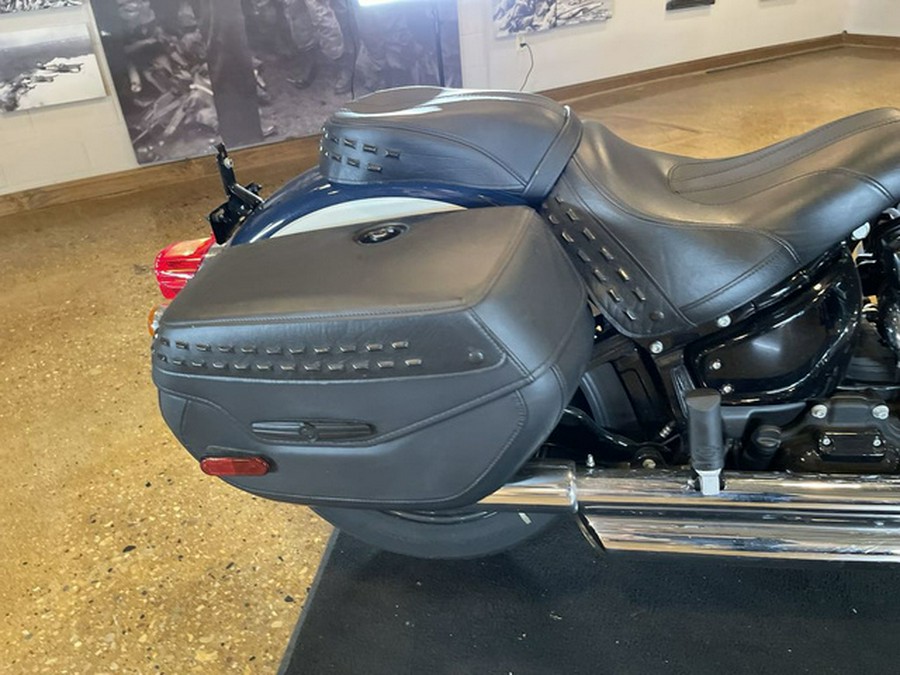 2019 Harley-Davidson Softail FLHC - Heritage Classic