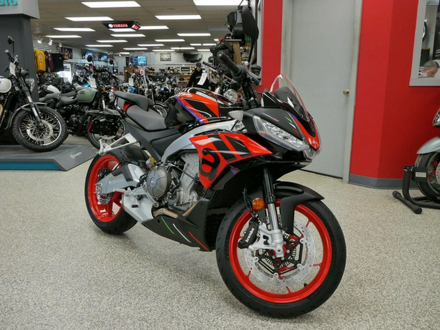 2025 Aprilia Tuono 660 Factory