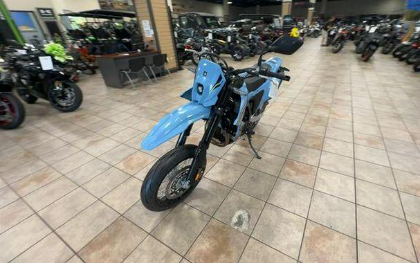 2025 Suzuki DR-Z4SM