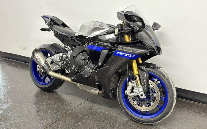 2022 Yamaha YZF-R1M