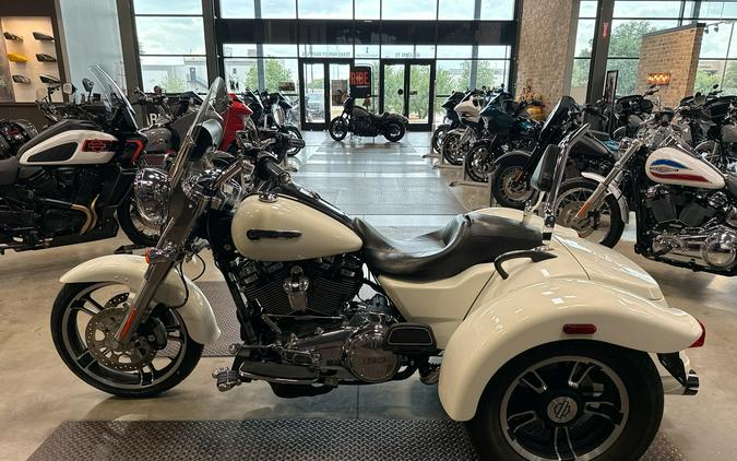 2019 Harley-Davidson FREEWHEELER