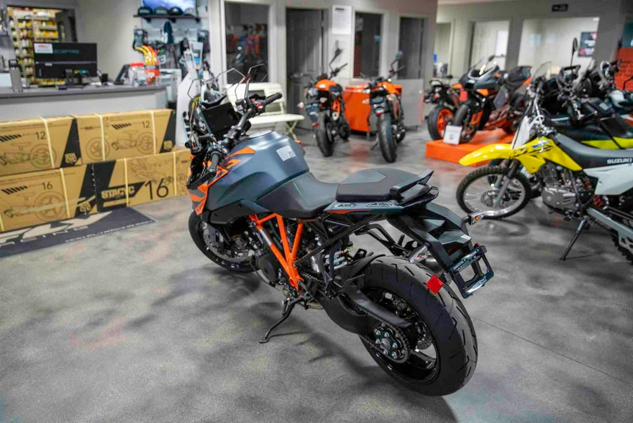 2024 KTM 1290 Super Duke GT