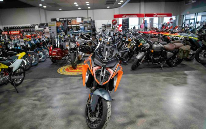 2024 KTM 1290 Super Duke GT