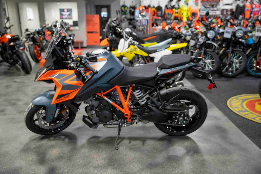 2024 KTM 1290 Super Duke GT