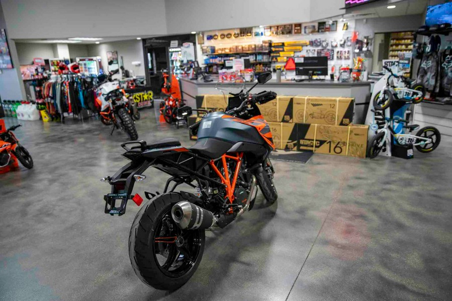 2024 KTM 1290 Super Duke GT