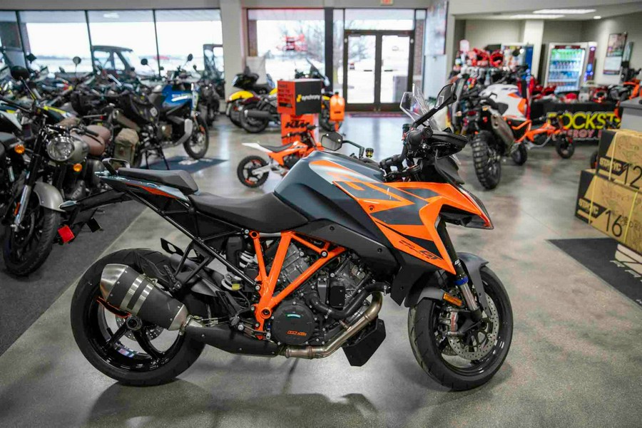 2024 KTM 1290 Super Duke GT