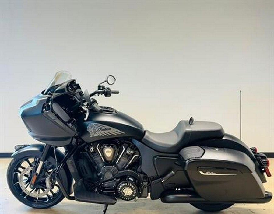 2024 Indian Motorcycle Challenger® Dark Horse® with PowerBand Audio Package