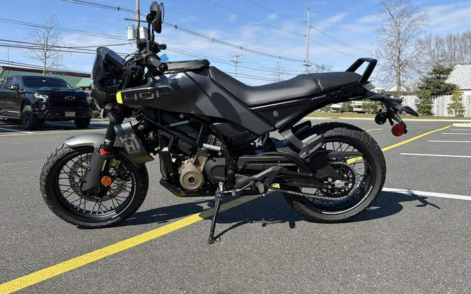 2024 Husqvarna® Svartpilen 401