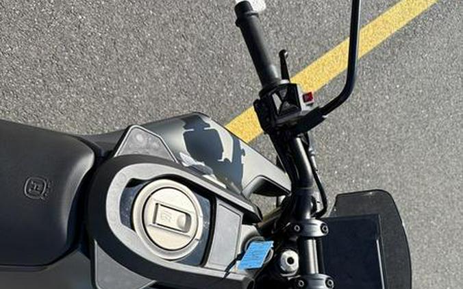 2024 Husqvarna® Svartpilen 401