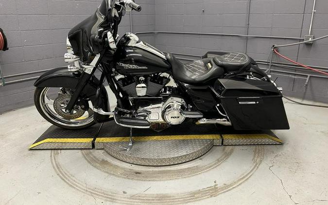 2012 Harley-Davidson® FLHX - Street Glide®