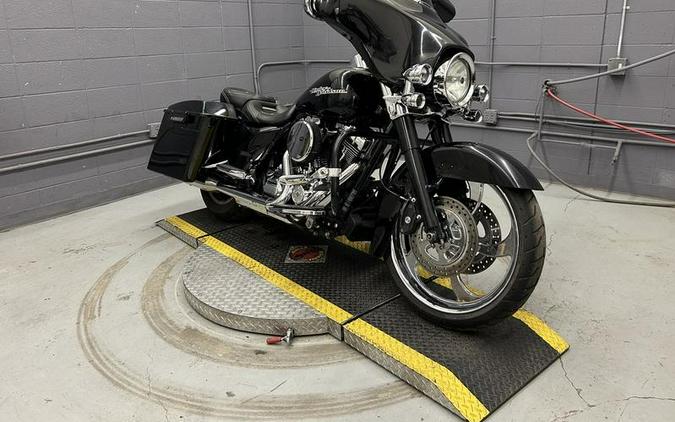 2012 Harley-Davidson® FLHX - Street Glide®