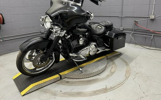 2012 Harley-Davidson® FLHX - Street Glide®