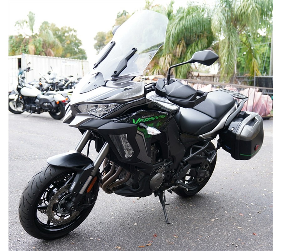 2023 Kawasaki Versys 1000 SE LT+