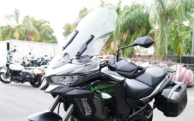 2023 Kawasaki Versys 1000 SE LT+