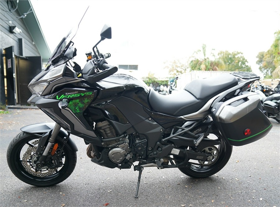 2023 Kawasaki Versys 1000 SE LT+