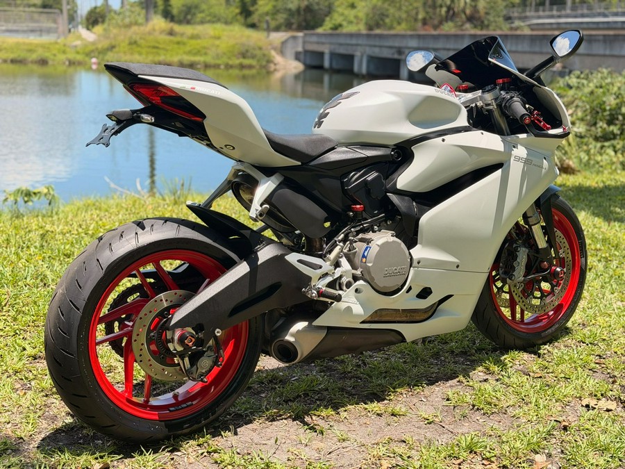 2017 Ducati Superbike 959 Panigale (US version)
