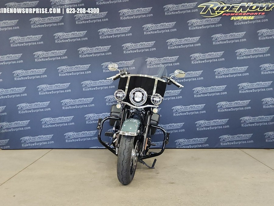 2020 Harley-Davidson® FLHCS - Heritage Classic 114