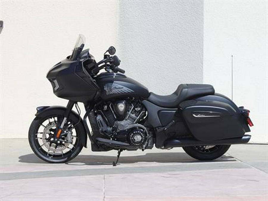 2024 Indian Motorcycle Challenger® Dark Horse® with PowerBand Audio Package