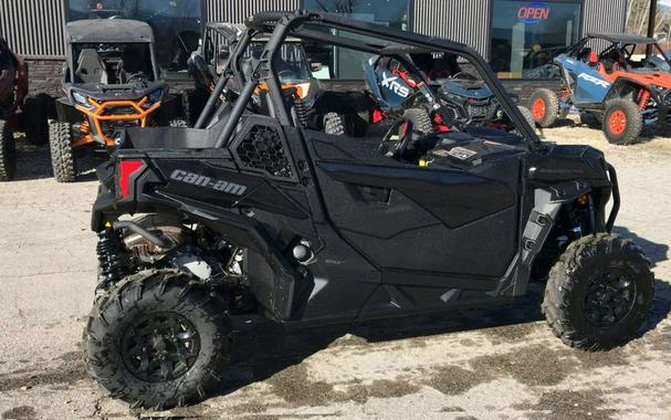 2026 Can-Am® Maverick Trail DPS 1000R