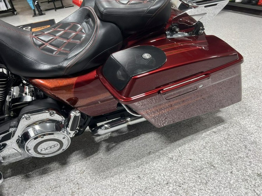 2013 Harley-Davidson Touring FLHRSE5 - CVO Road King