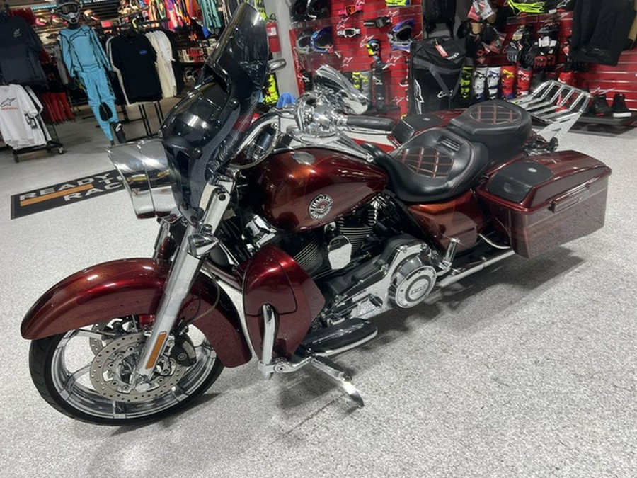 2013 Harley-Davidson Touring FLHRSE5 - CVO Road King