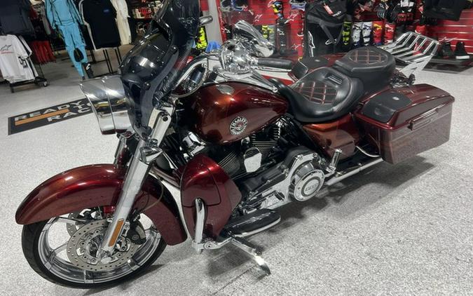 2013 Harley-Davidson Touring FLHRSE5 - CVO Road King