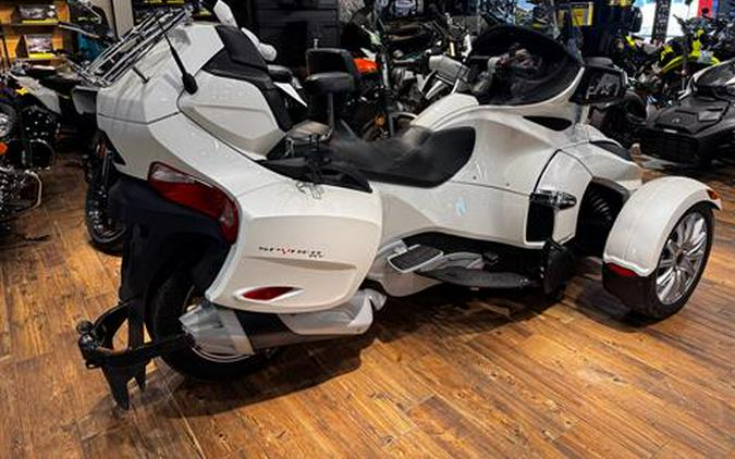 2017 Can-Am Spyder RT SE6
