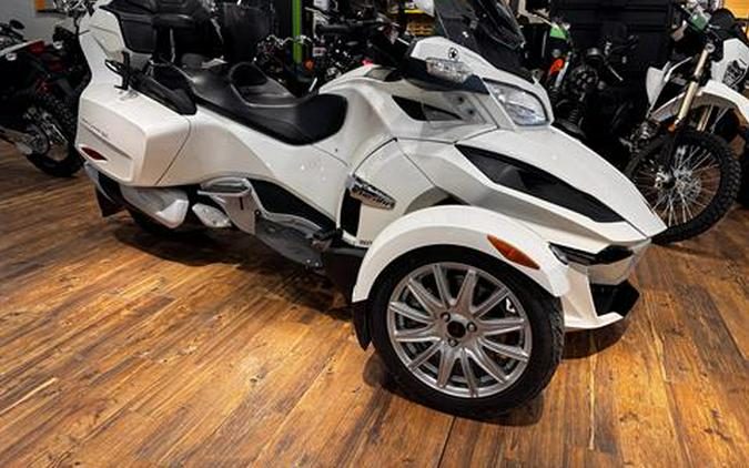 2017 Can-Am Spyder RT SE6