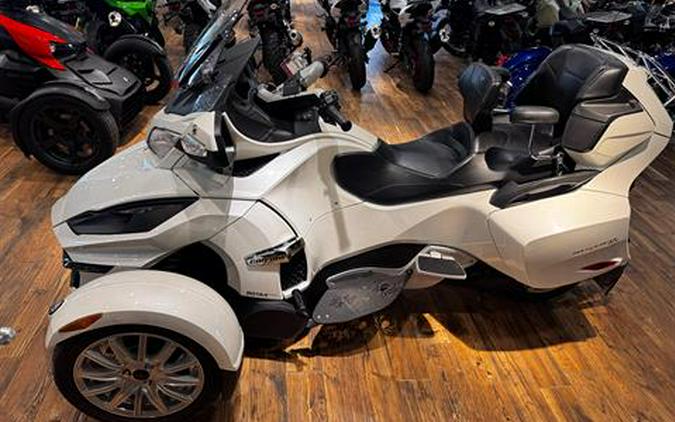 2017 Can-Am Spyder RT SE6