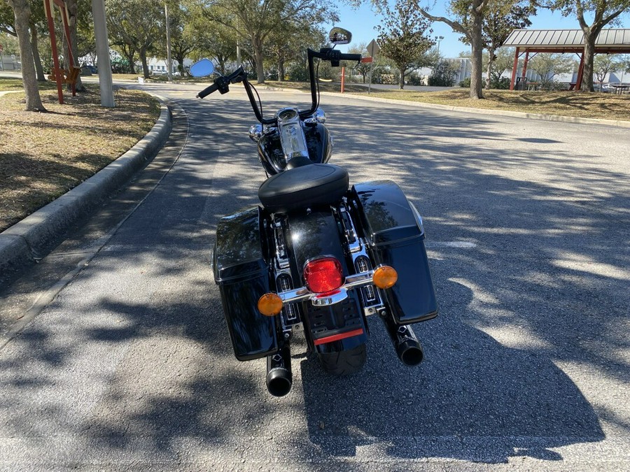 2014 Harley-Davidson® Road King® FLHR