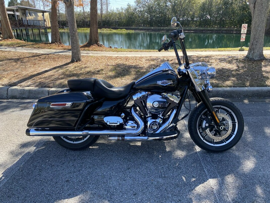 2014 Harley-Davidson® Road King® FLHR