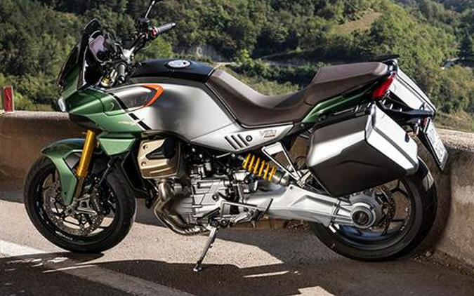 2023 Moto Guzzi V100 Mandello S