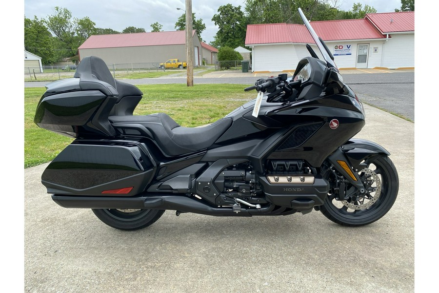 2023 Honda GOLDWING TOUR **LIKE NEW**