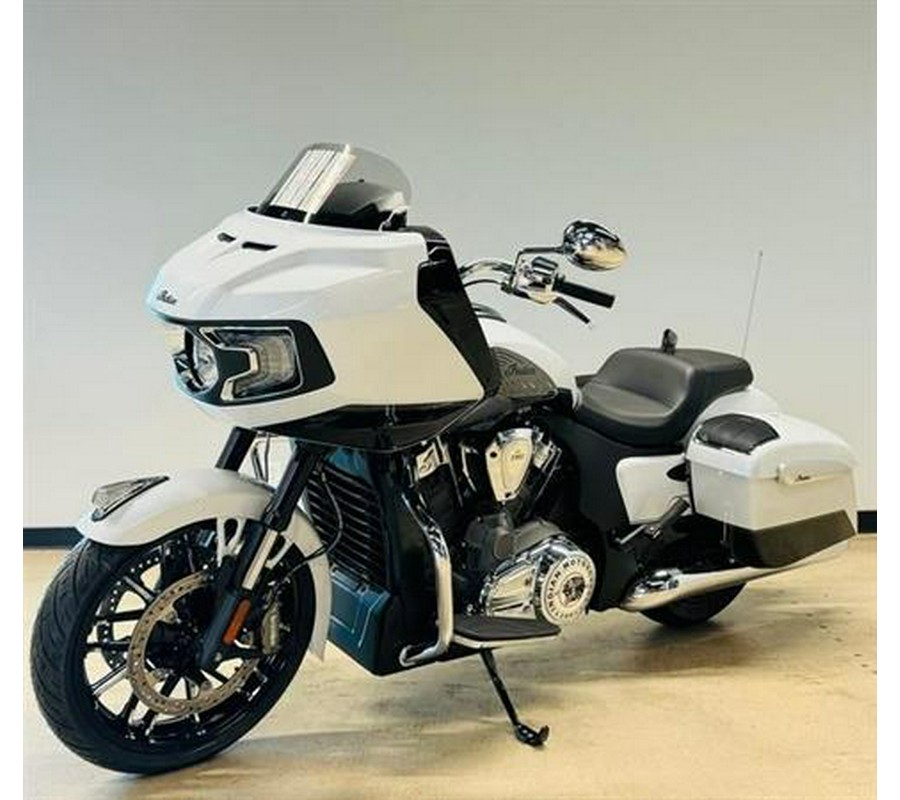 2024 Indian Motorcycle Challenger® Limited with PowerBand Audio Package