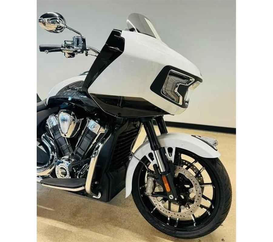 2024 Indian Motorcycle Challenger® Limited with PowerBand Audio Package