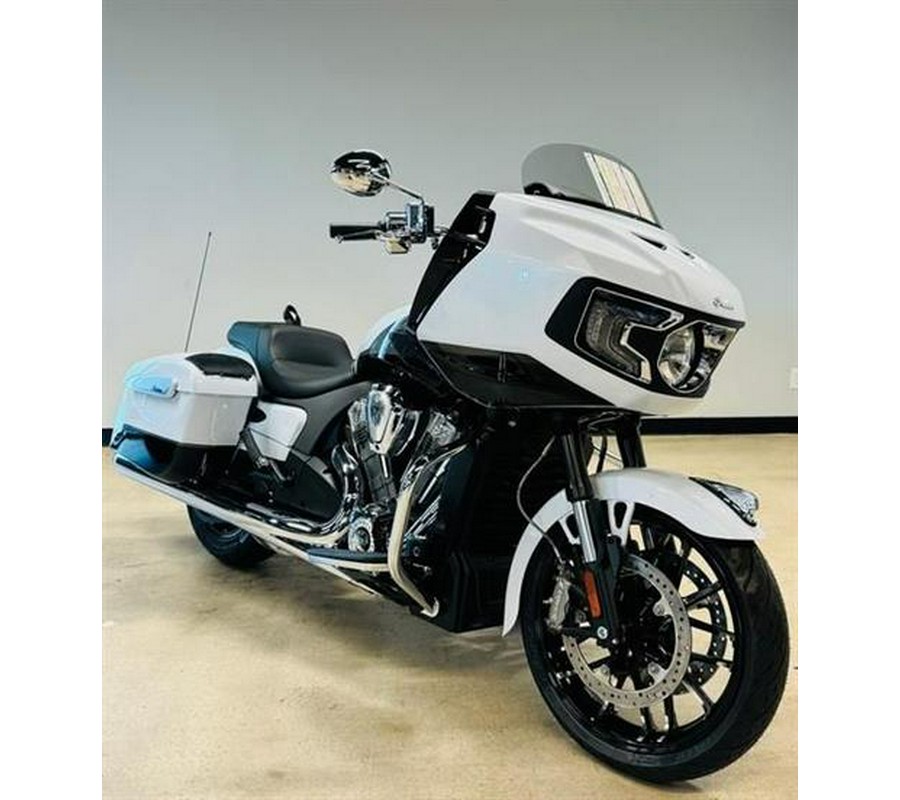 2024 Indian Motorcycle Challenger® Limited with PowerBand Audio Package